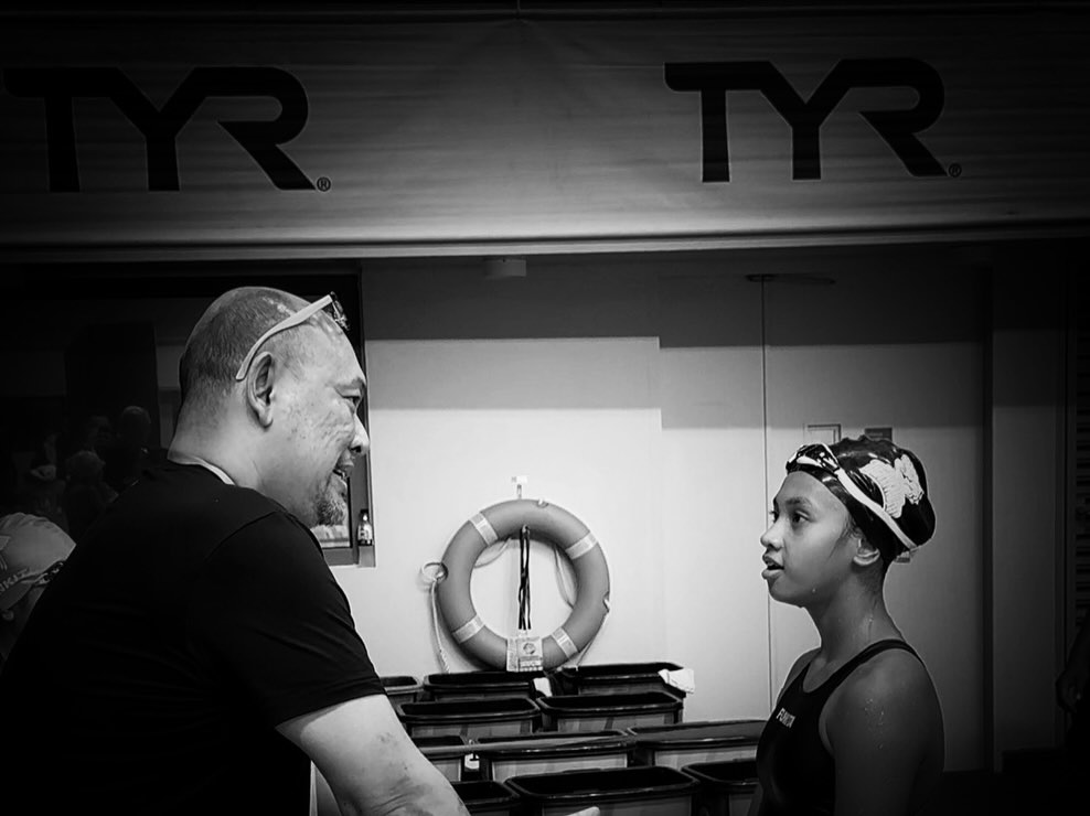 Pelatih nasional Wisnu Wardhana siap membina atlet renang cilik asal Subang dengan target jangka panjang menuju SEA Games dan beasiswa luar negeri. (Foto : Wly)