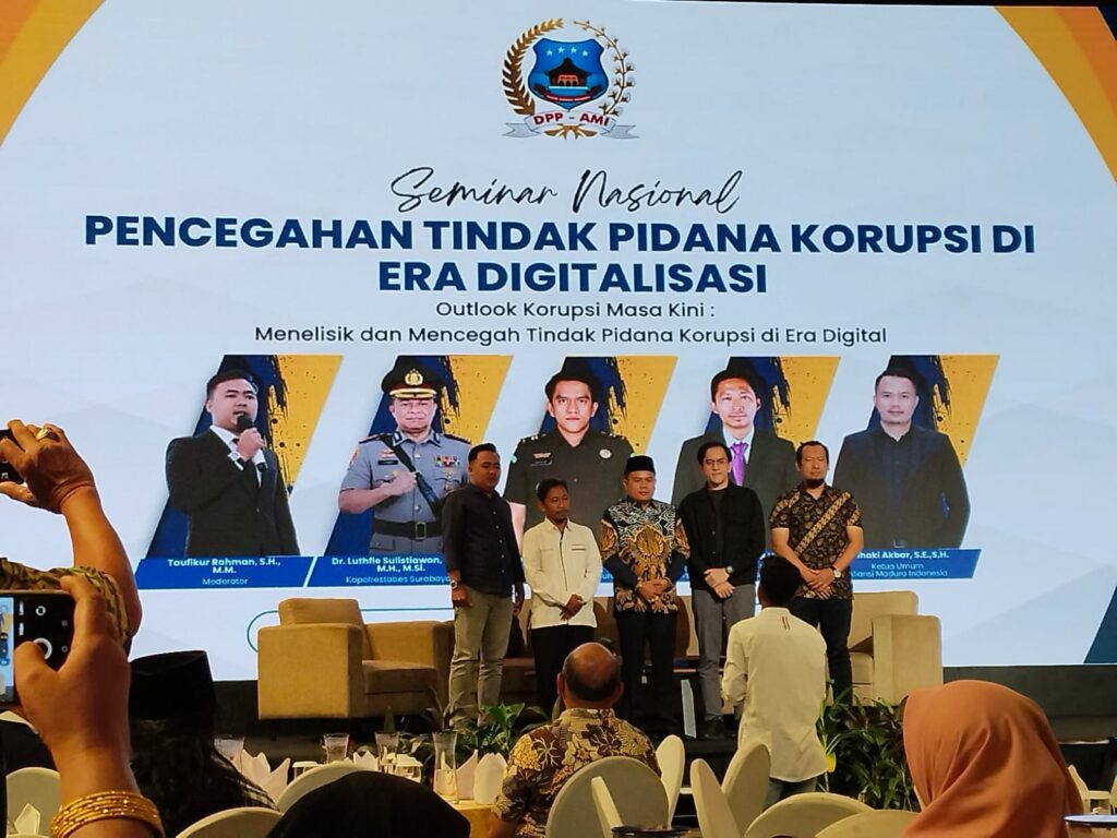 AMI mengadakan seminar nasional di Surabaya membahas integritas di era digital, literasi digital, dan pentingnya etika bermedia sosial. (NewsTujuh.id)