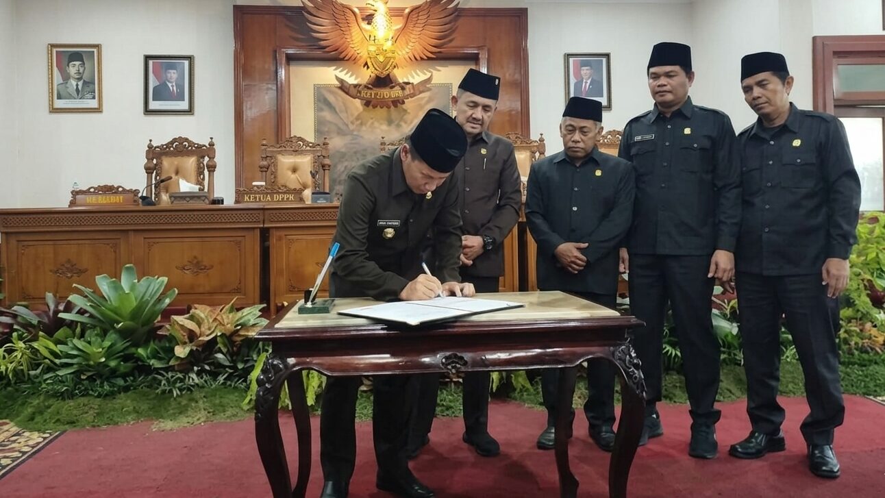DPRD Tulungagung Sahkan Lima Perda Baru, Perkuat Desa hingga Dorong Kesejahteraan Masyarakat