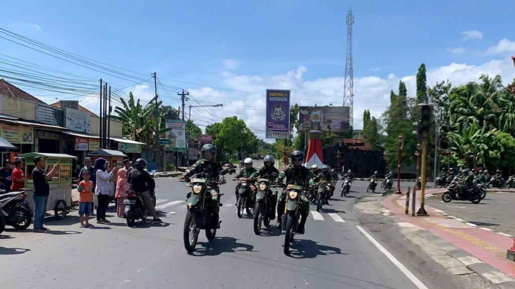 Kodim 0728 Wonogiri mengadakan patroli Hari Buruh 2026 untuk menjaga keamanan, mengantisipasi gangguan, dan memastikan wilayah tetap kondusif. (Foto : Nugie, NewsTujuh.id)