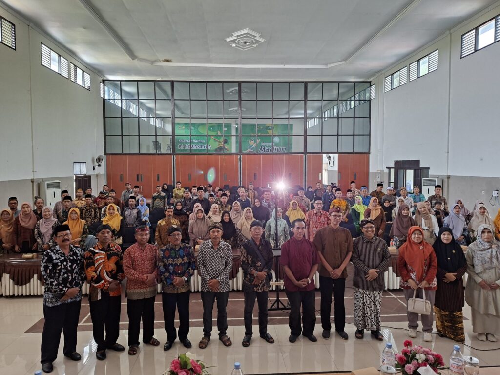 Para peserta pelatihan Pranotocoro yang digelar di Gedung Dwijahayu Dinas Pendidikan dan Kebudayaan Madiun (Foto: Nawan, Newstujuh.id)